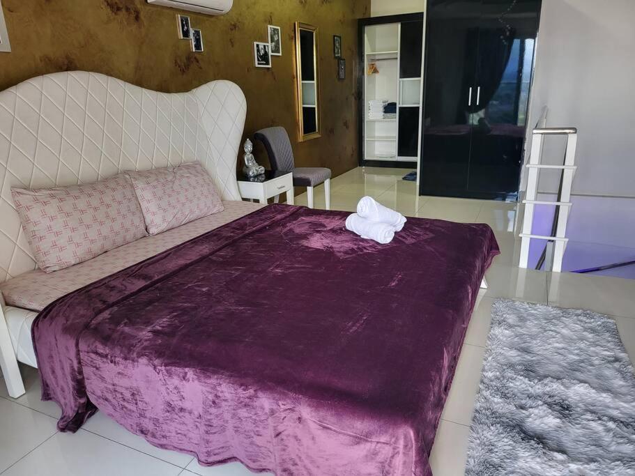 Kandi Tower 3, Premium 1Br With 2Cr & 2 Balcony. อังเฮเลส ภายนอก รูปภาพ